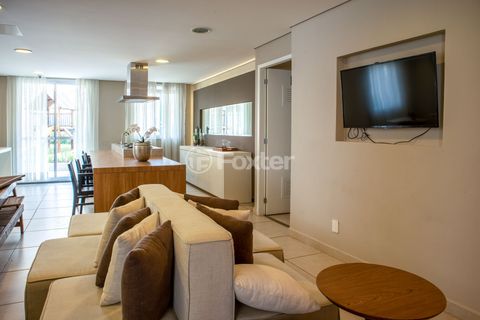 Image 9 - 881453